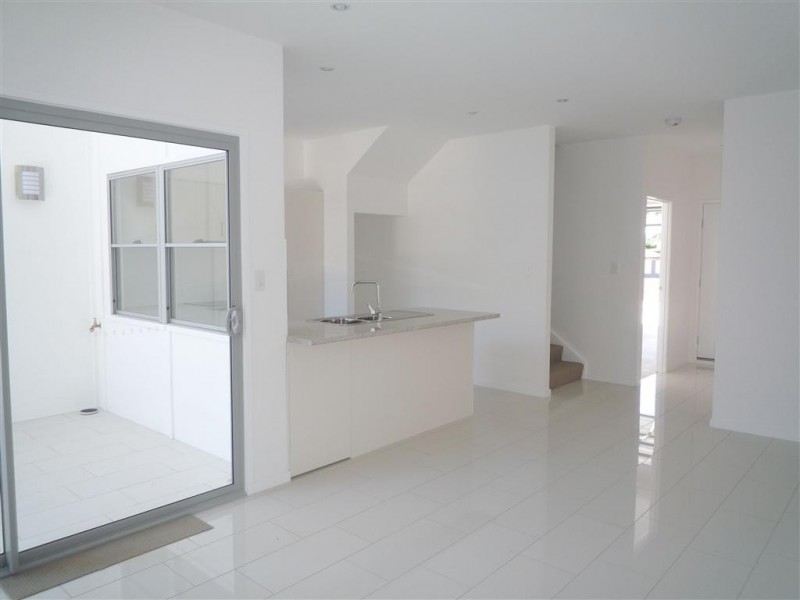 107-109 Jones Road, Carina Heights QLD 4152