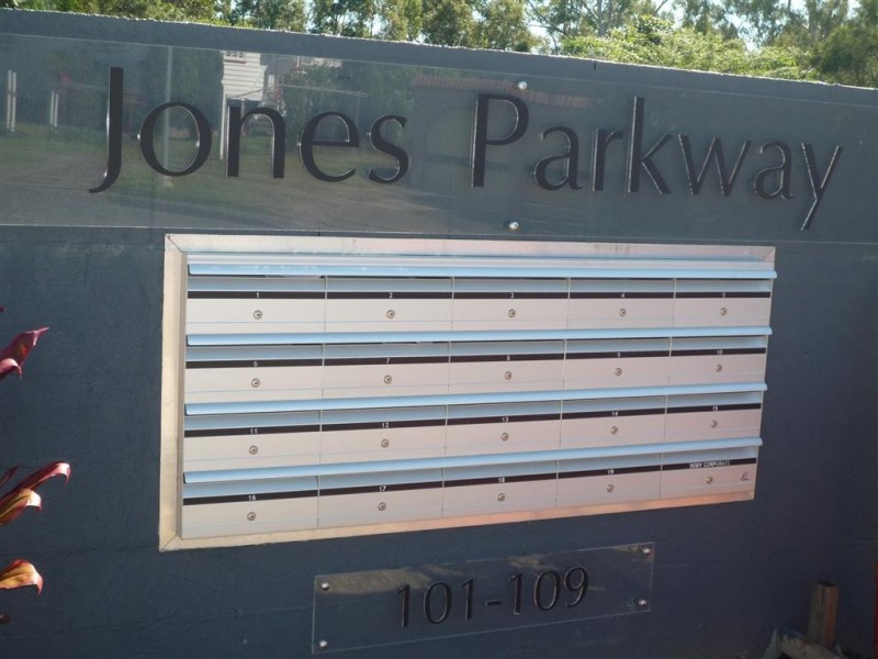 107-109 Jones Road, Carina Heights QLD 4152