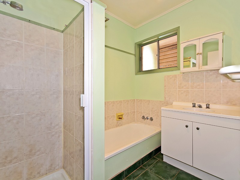 119 Empire Avenue, Manly West QLD 4179