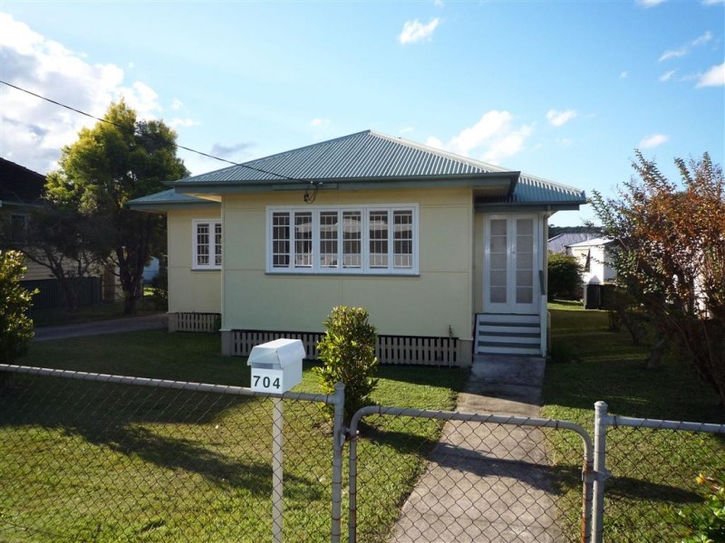704 Cavendish Road, Holland Park QLD 4121