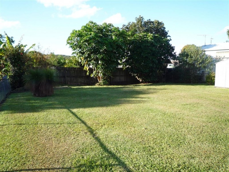 704 Cavendish Road, Holland Park QLD 4121