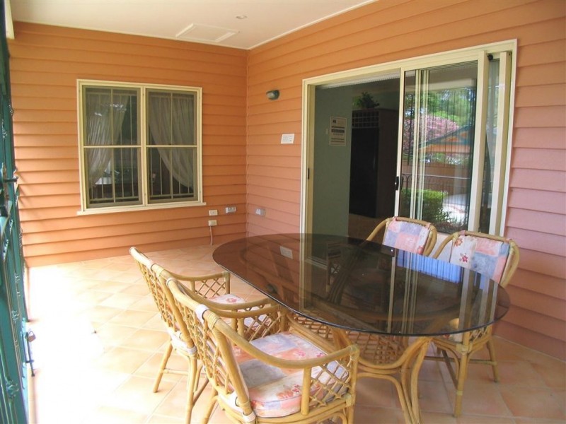 100 Sirius Street, Coorparoo QLD 4151