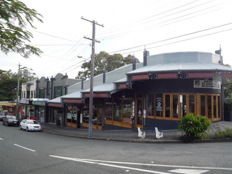 6 Ashton Street, Camp Hill QLD 4152