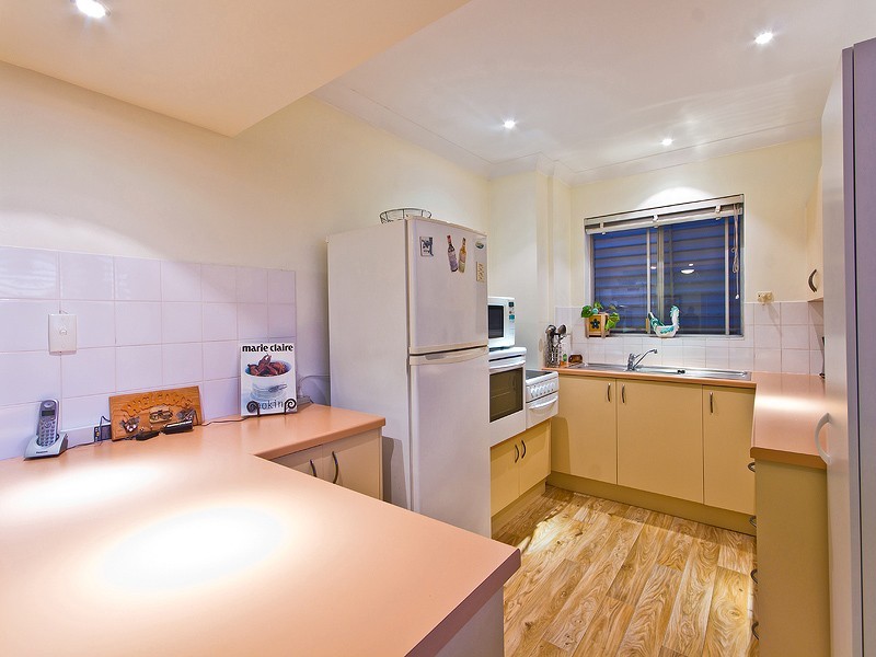 6/73 Chatsworth Road, Coorparoo QLD 4151