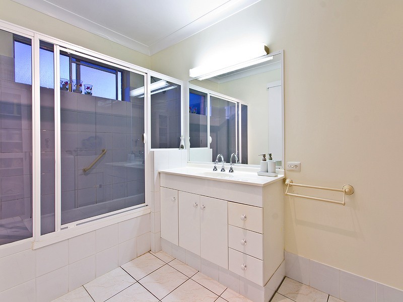 6/73 Chatsworth Road, Coorparoo QLD 4151