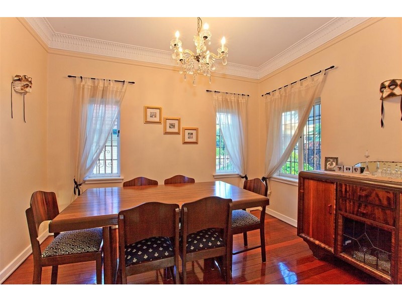 50 Edencourt Street, Camp Hill QLD 4152