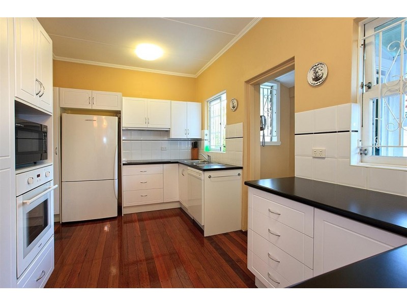 50 Edencourt Street, Camp Hill QLD 4152