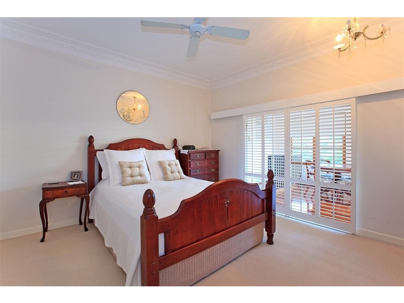 50 Edencourt Street, Camp Hill QLD 4152