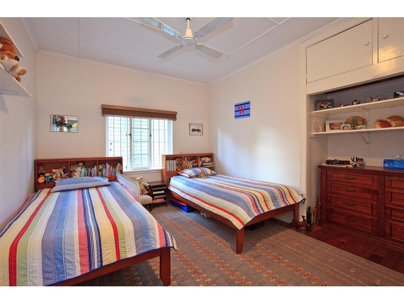 50 Edencourt Street, Camp Hill QLD 4152