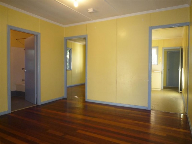 10 Third Street, Camp Hill QLD 4152