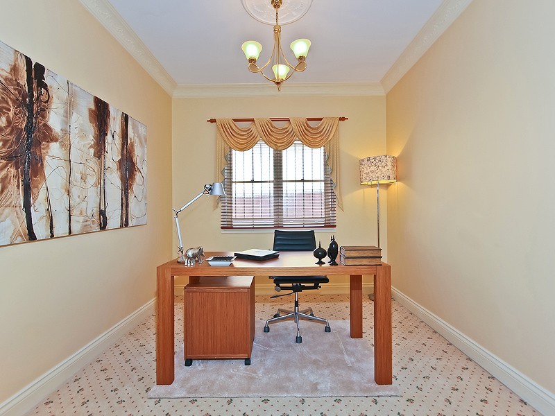 100 Sirius Street, Coorparoo QLD 4151