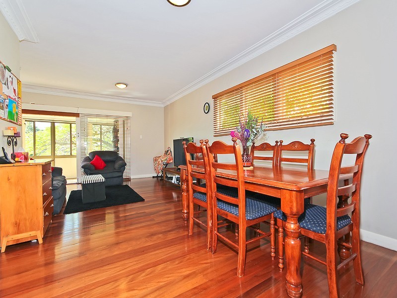 39 Bonneville Street, Holland Park West QLD 4121