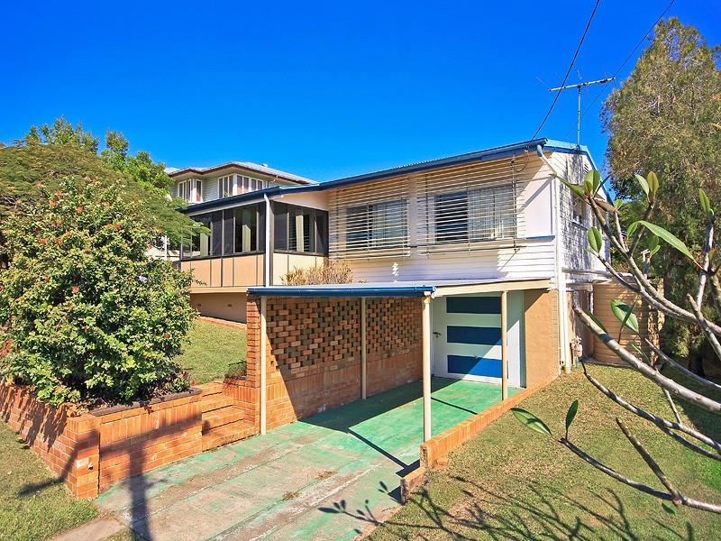 39 Bonneville Street, Holland Park West QLD 4121