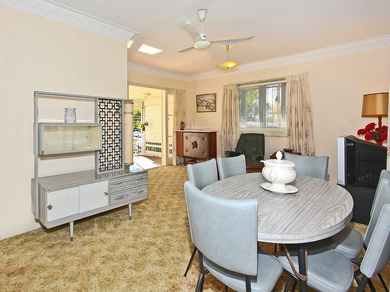 11 Risley Street, Carina QLD 4152