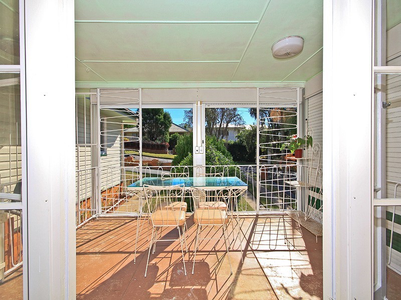 11 Risley Street, Carina QLD 4152