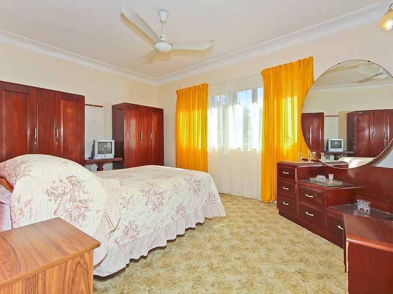 11 Risley Street, Carina QLD 4152