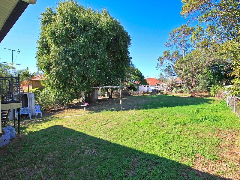 53 Pembroke Street, Carina QLD 4152