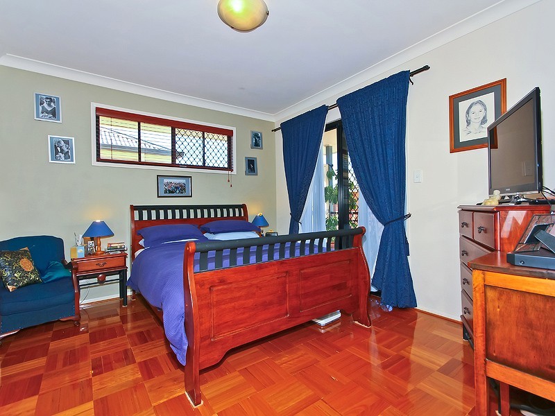 2/9 Hill Crescent, Carina Heights QLD 4152