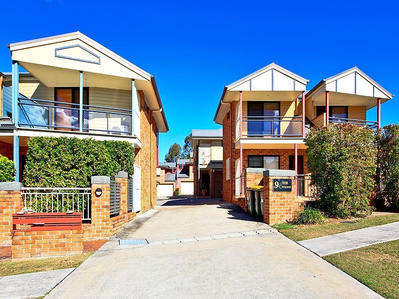 2/9 Hill Crescent, Carina Heights QLD 4152