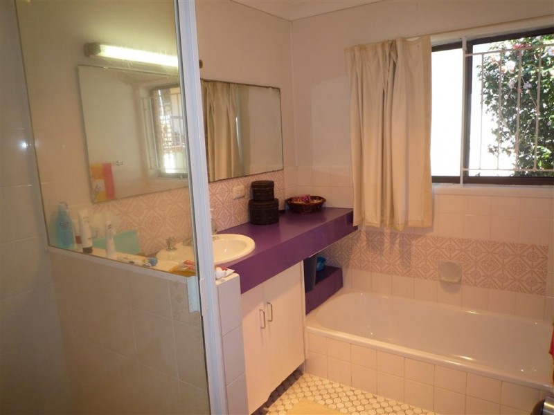 6 Bread Street, Mansfield QLD 4122