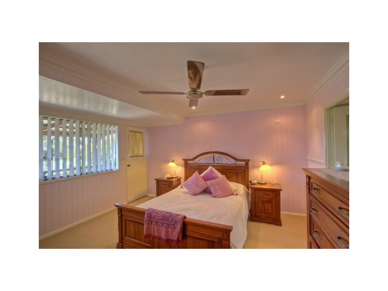 36 Banbury Street, Carina QLD 4152