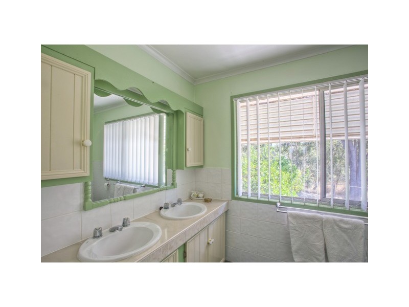 36 Banbury Street, Carina QLD 4152