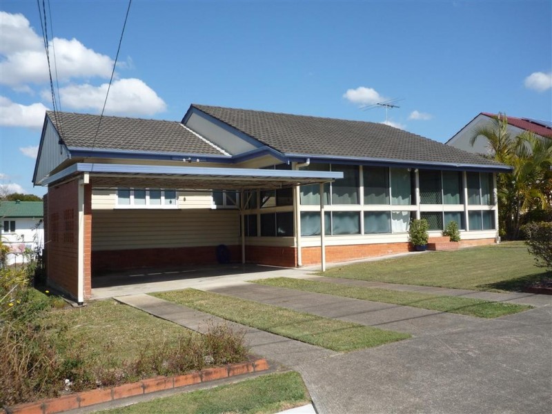 61 Hendren Street, Carina QLD 4152