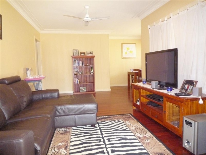 61 Hendren Street, Carina QLD 4152