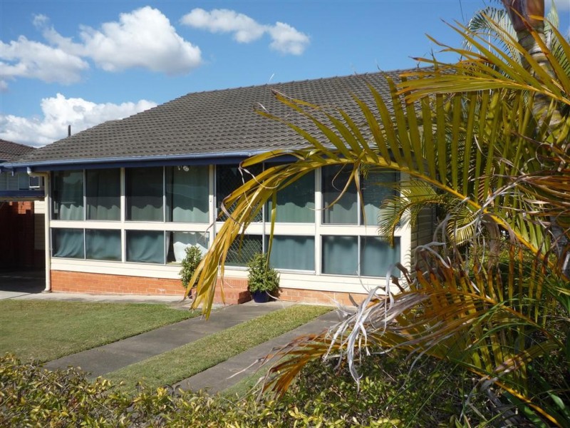 61 Hendren Street, Carina QLD 4152