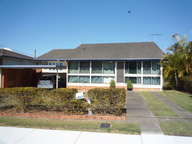 61 Hendren Street, Carina QLD 4152