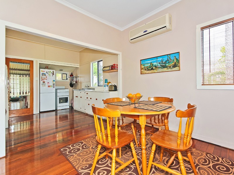 79 Kennington Road, Camp Hill QLD 4152