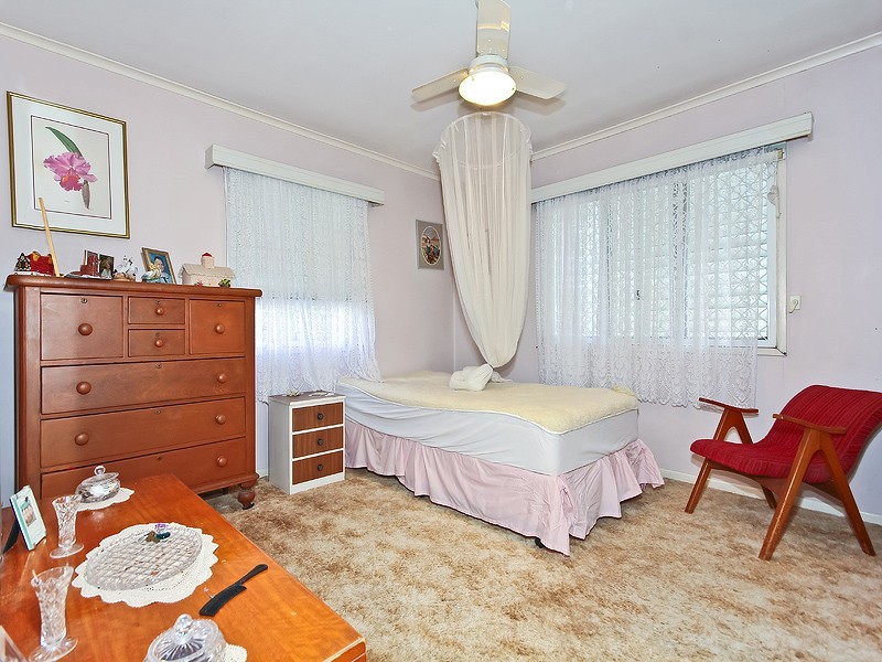 25 Kenrose Street, Carina QLD 4152