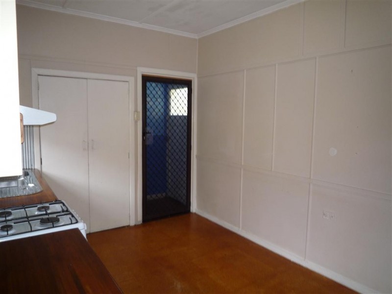 127 Beddoes Street, Holland Park QLD 4121