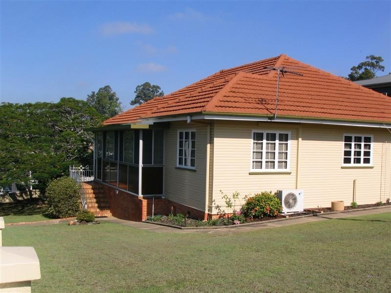 127 Boundary Road, Camp Hill QLD 4152