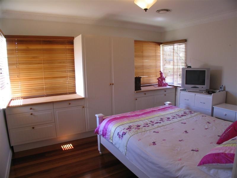 26 Arrol Street, Camp Hill QLD 4152