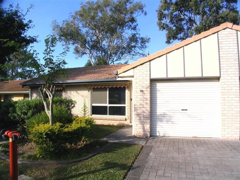 18/11 Thornlake Court, Tingalpa QLD 4173