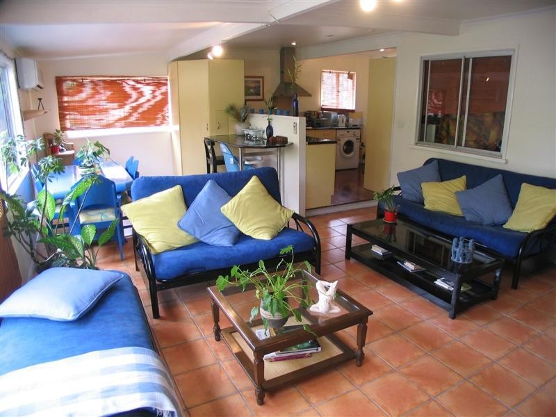 1826 Creek Road, Cannon Hill QLD 4170