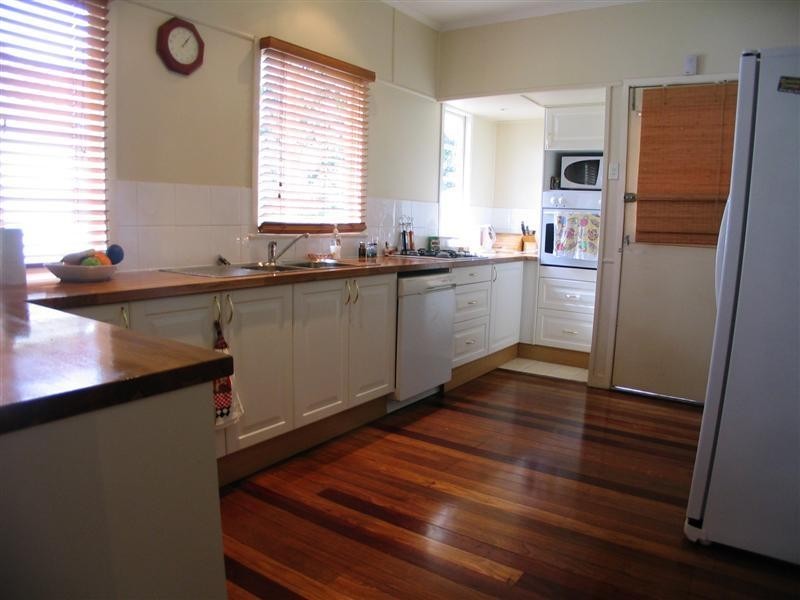 15 Chesney Street, Carina QLD 4152