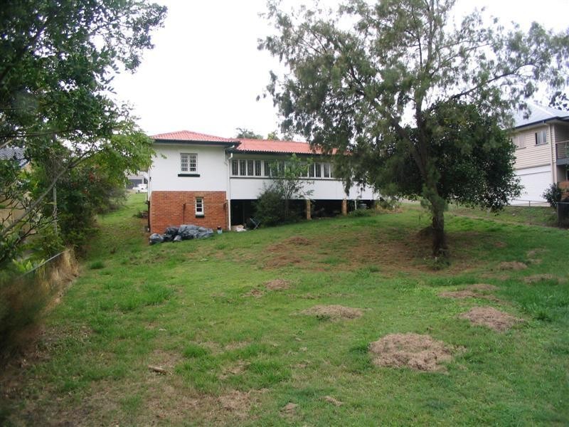 21 Noble Street, Camp Hill QLD 4152