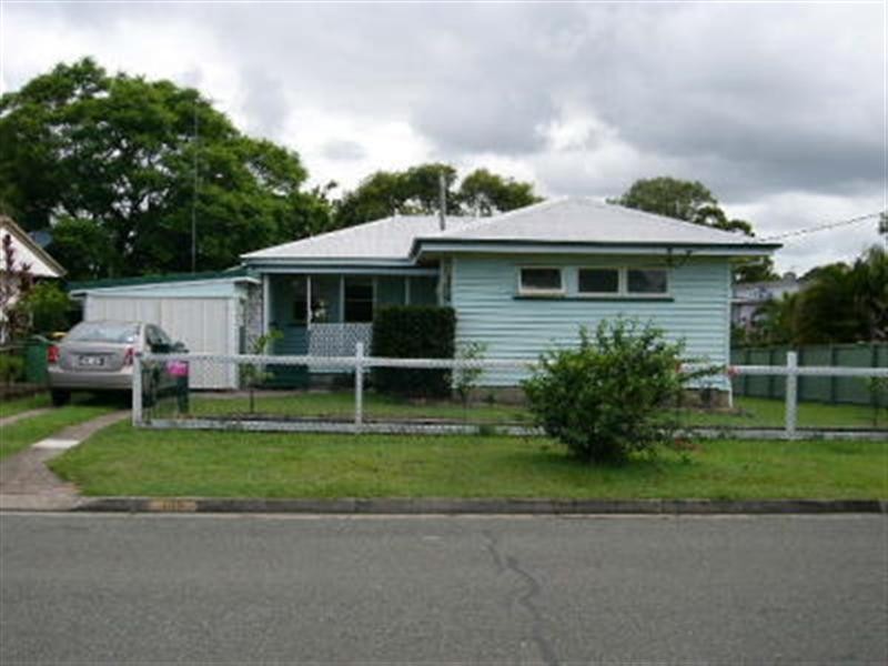 132 Eugaree Street, Southport QLD 4215