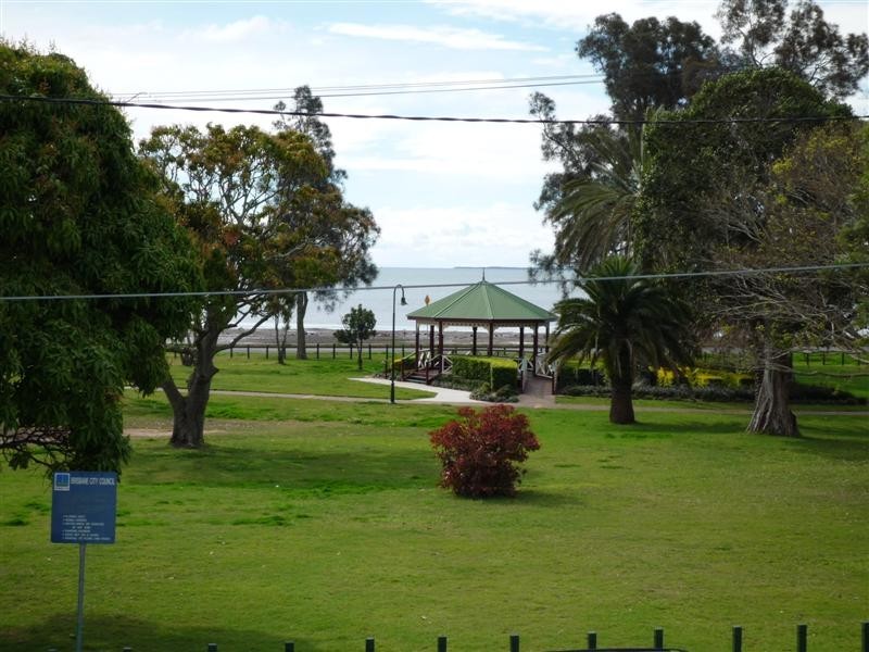 333 Upper Esplanade, Manly QLD 4179