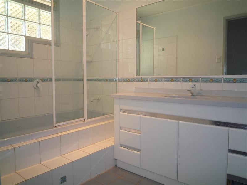 3 Solway St, Carina QLD 4152