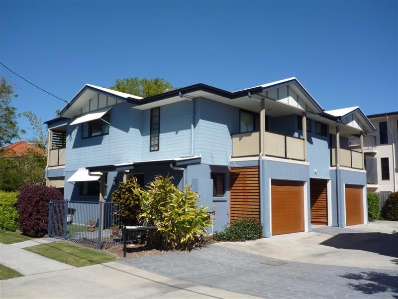 1/4 Emsworth St, Wynnum QLD 4178