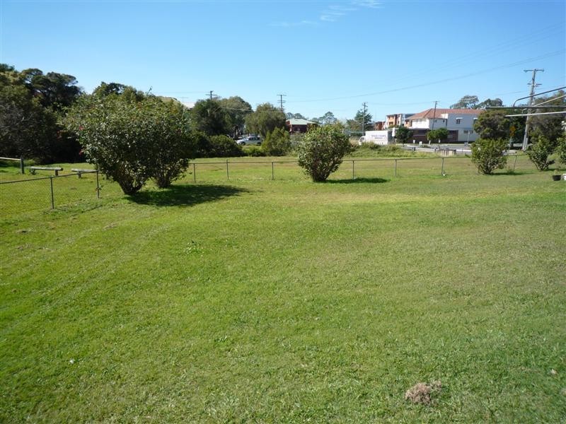 56 Barnes Avenue, Coorparoo QLD 4151