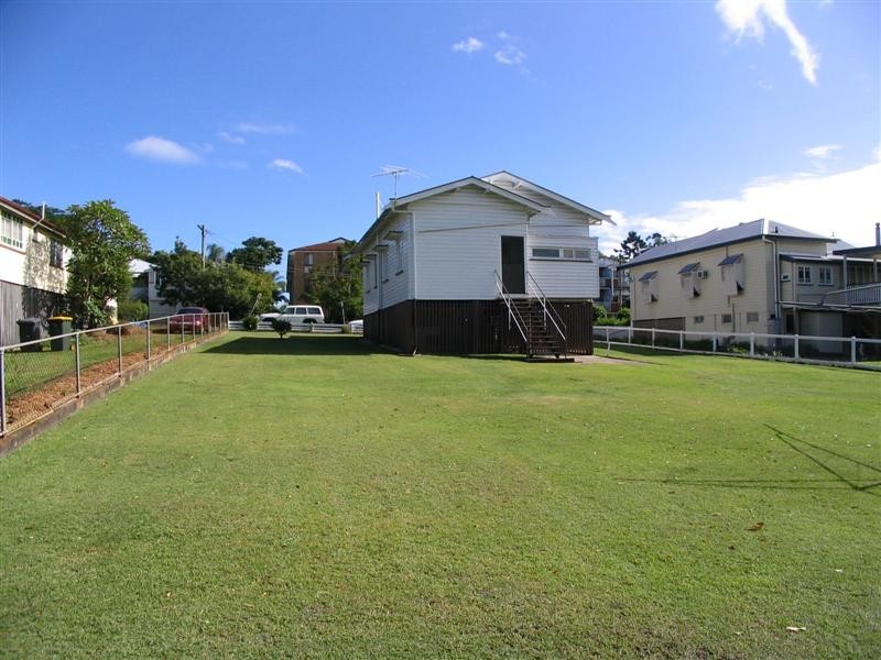 12 Talbot Street, Coorparoo QLD 4151