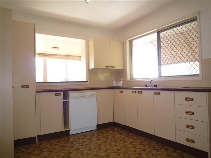 47 Mee Street, Carina QLD 4152