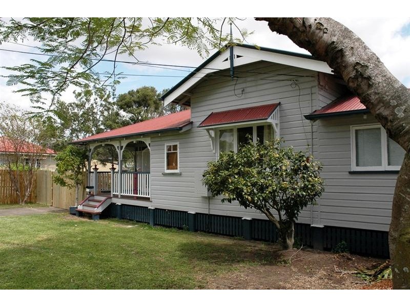 1384 Creek Road, Carina QLD 4152