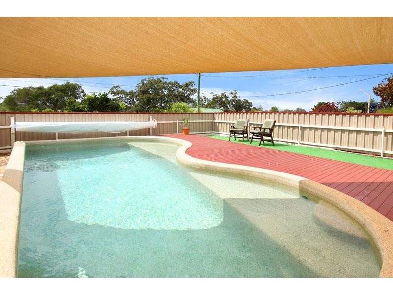 36 Banbury Street, Carina QLD 4152