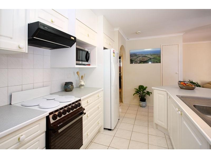 28 Lake View Drive, Thornlands QLD 4164