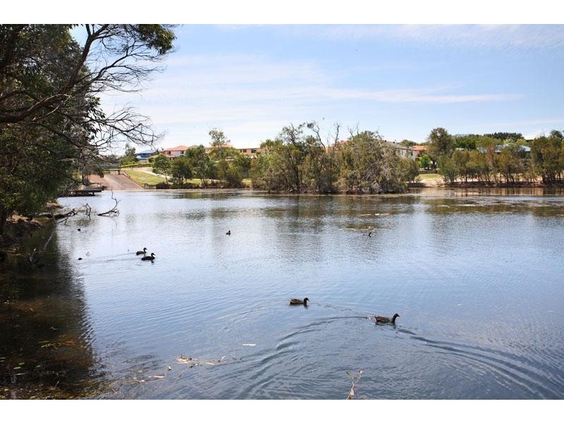 28 Lake View Drive, Thornlands QLD 4164